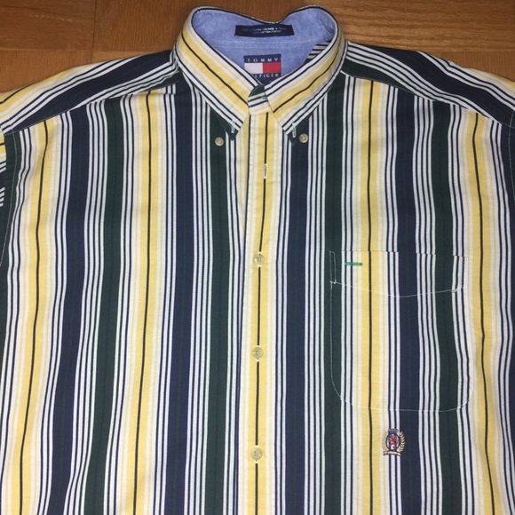 90’s era Tommy Hilfiger button down - Picture 7 of 8